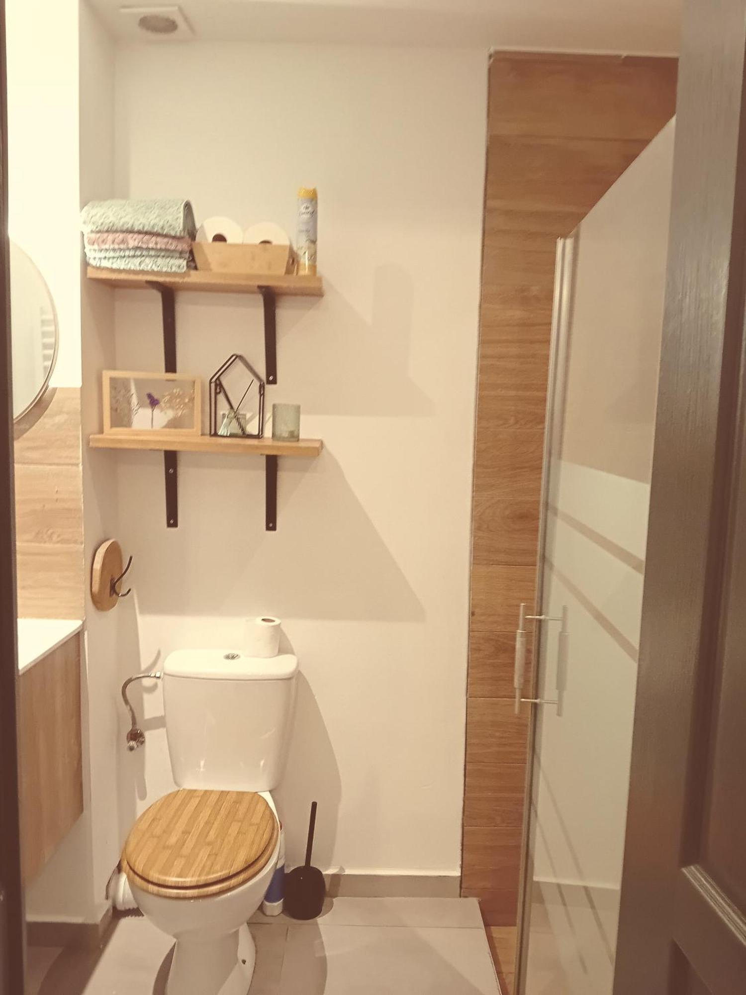 Studio Meuble 4Km Aeroport Шарлеруа Екстер'єр фото